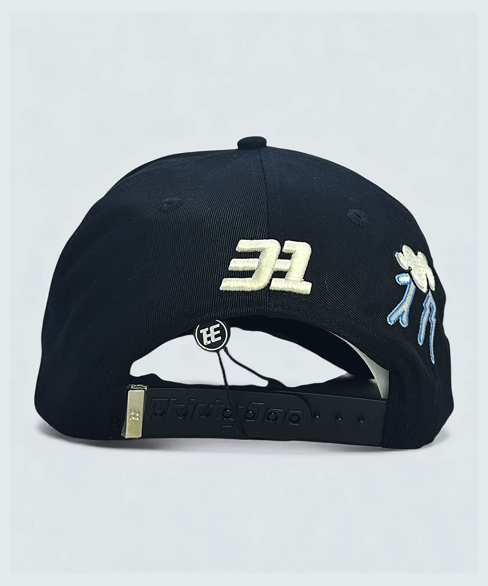 31 Hats "L.A Cloud Thunder Storm". - Image 3